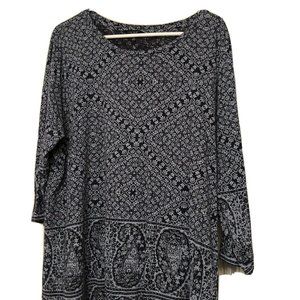 Lucky Brand Size 1X Medallion Blue Top worn once!
